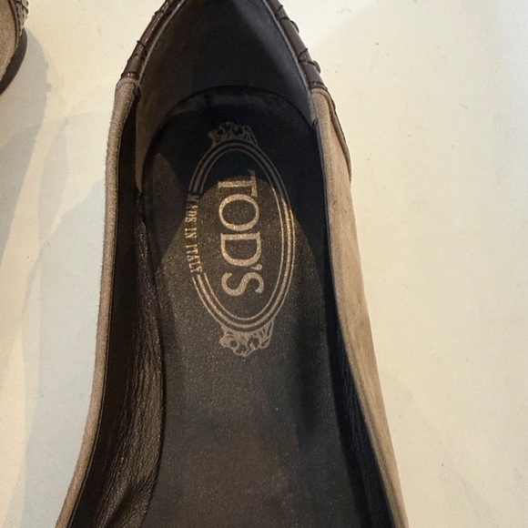 Tod's Two-Tone Brown and Tan Suede Flats - Picture 6 of 8